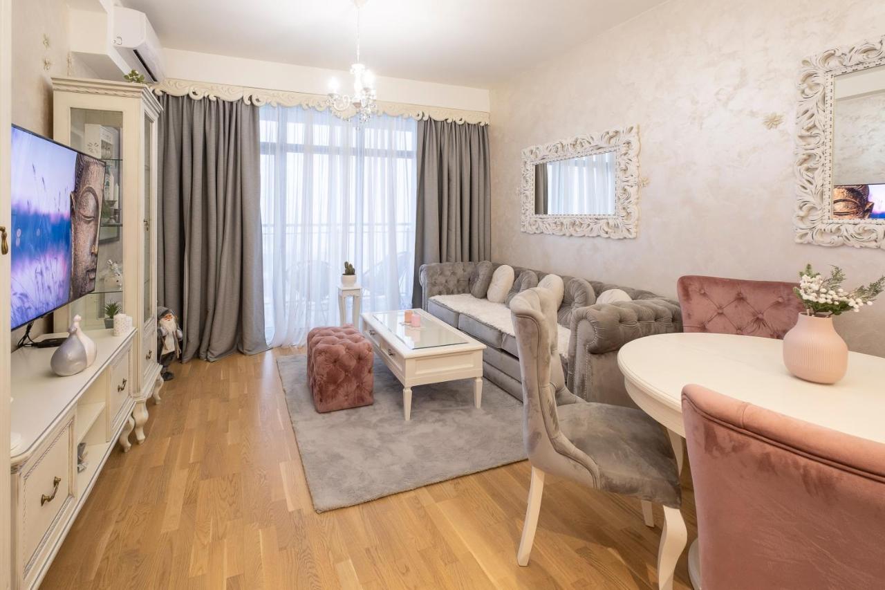 Beograd Na Vodi - BW Vista Luxury Apartment Bagian luar foto