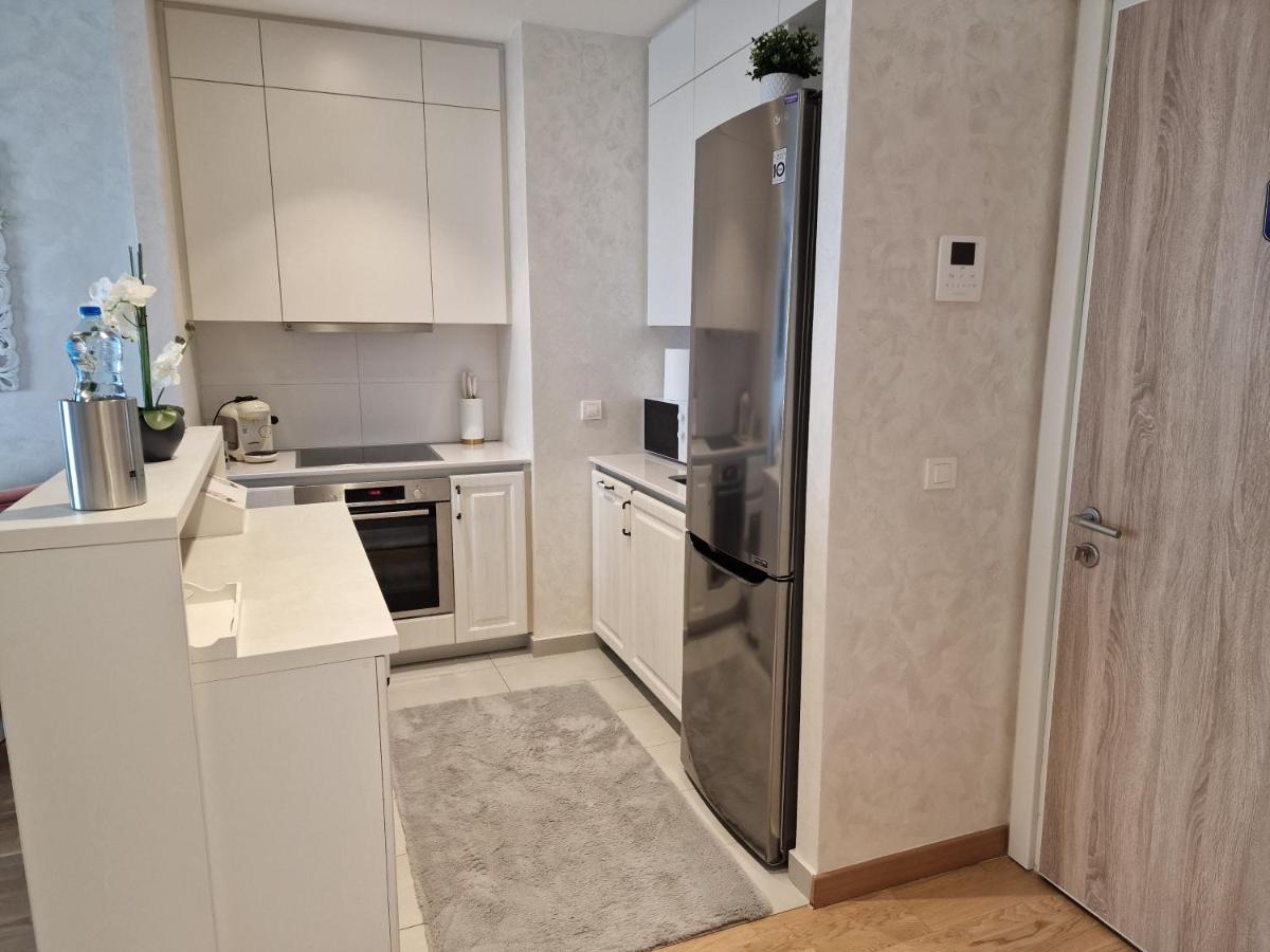 Beograd Na Vodi - BW Vista Luxury Apartment Bagian luar foto