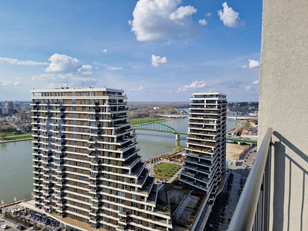 Beograd Na Vodi - BW Vista Luxury Apartment Bagian luar foto