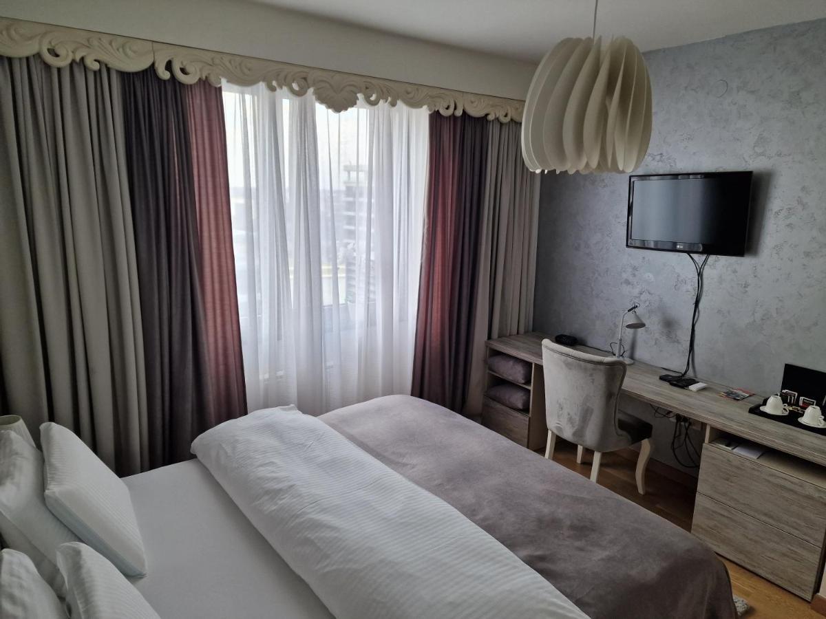 Beograd Na Vodi - BW Vista Luxury Apartment Bagian luar foto